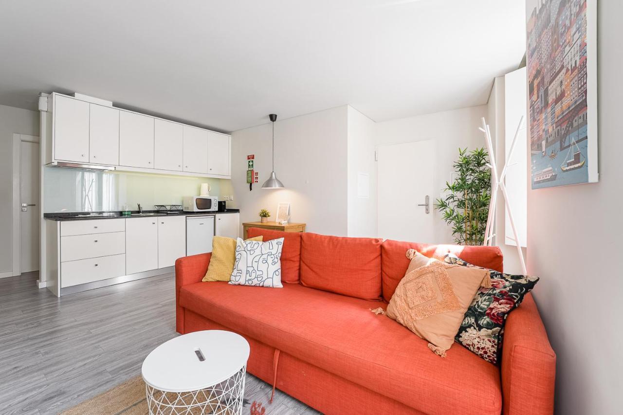 General Torres Apartments Вила Нова ди Гая Екстериор снимка